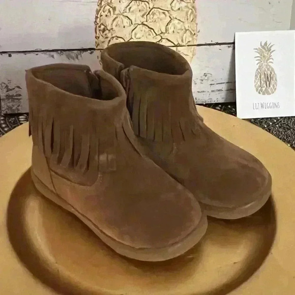 XEYES LITTLE GIRLS COGNAC FRINGE BOOTS NIB SIZE 6 - Picture 9 of 12